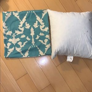 Caitlin Wilson Square pillow and insert